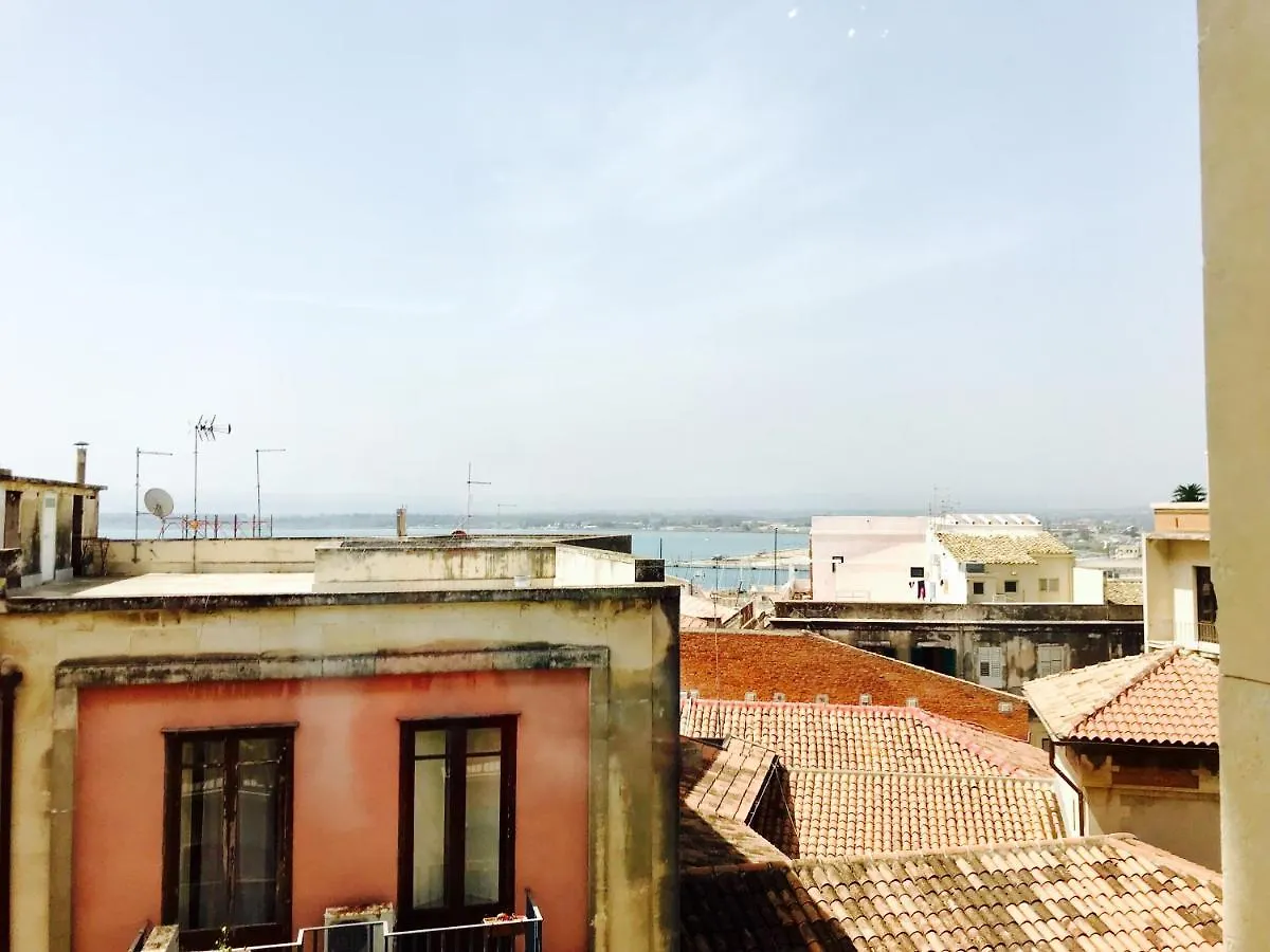 Casa Di Alice Luxury Hospitality - Elevator, Fast Wifi Apartment Syracuse Italy